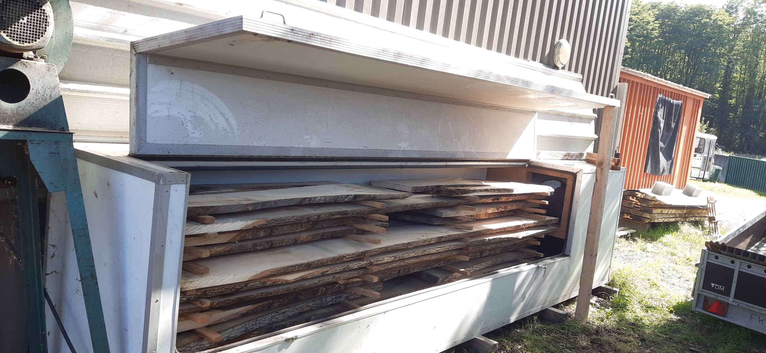 Séchoir à bois à La Bastide de Sérou